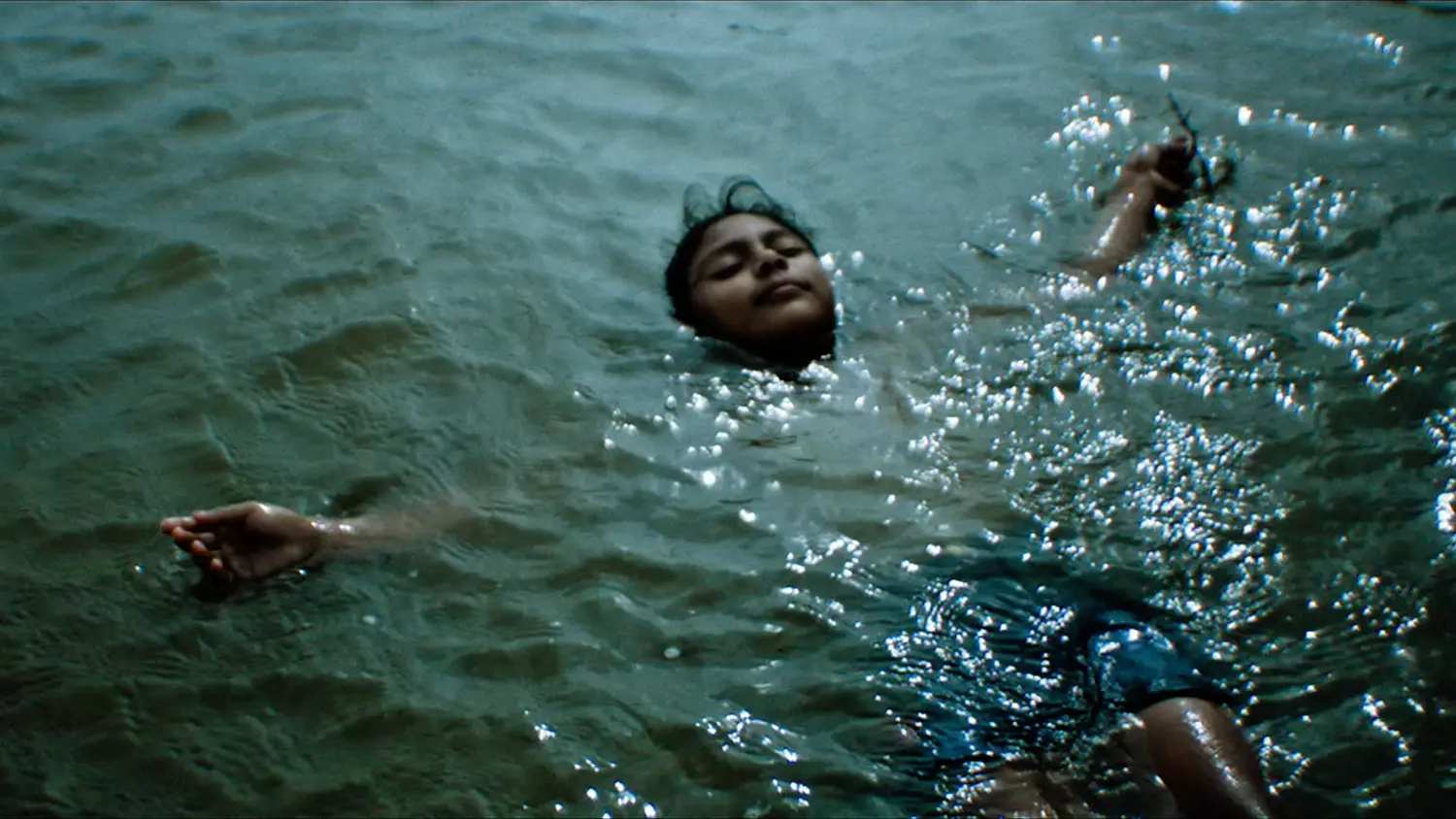 slenderbodies’ “Heartbeat” Music Video Is an Ode to Life